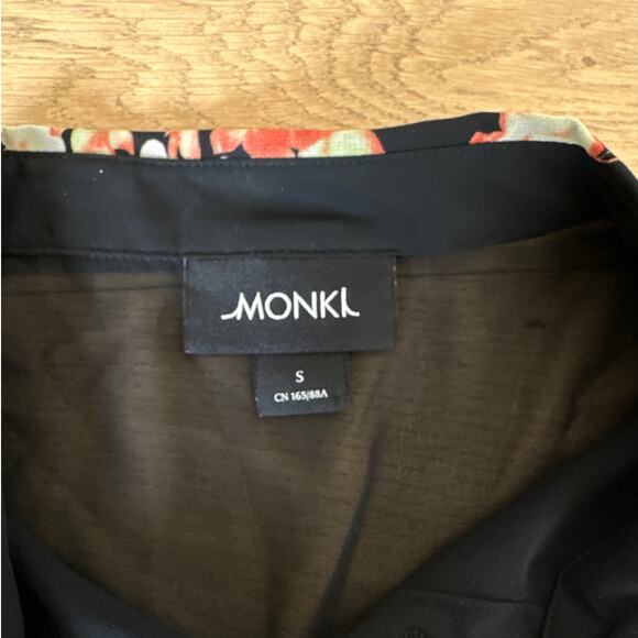 MONKL - Floral Sleeve Sheer Button front Blouse in Black & Pink - Picture 3 of 5